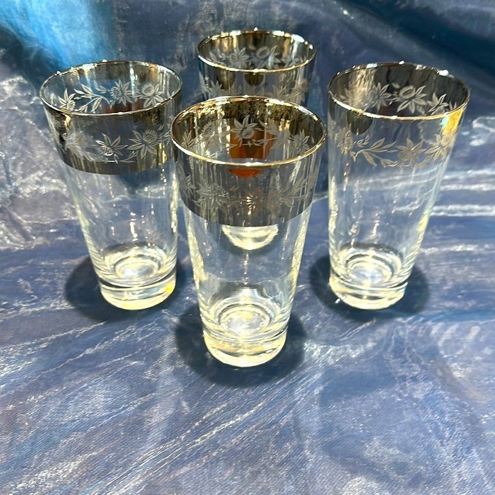 Dorothy Thorpe style SILVER BAND Floral Design Barware Glasses 5 3/4” Set Of 4